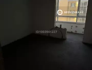 3-комнатная квартира, этаж 4 из 9, 94 м²