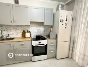 1-комнатная квартира, этаж 7 из 9, 42 м²