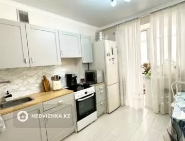 1-комнатная квартира, этаж 7 из 9, 42 м²