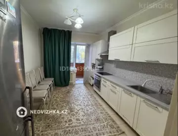 3-комнатная квартира, этаж 1 из 10, 90 м²
