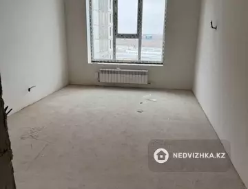 1-комнатная квартира, этаж 8 из 9, 42 м²