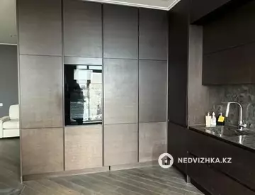 3-комнатная квартира, этаж 11 из 13, 150 м²