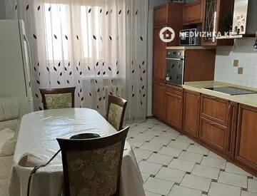 4-комнатная квартира, этаж 9 из 12, 134 м²