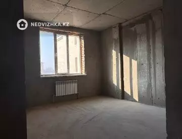 2-комнатная квартира, этаж 4 из 5, 76 м²