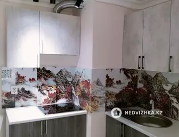 1-комнатная квартира, этаж 5 из 10, 30 м²