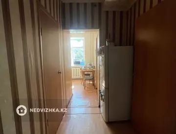 2-комнатная квартира, этаж 2 из 2, 49 м², на длительный срок