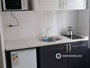 2-комнатная квартира, этаж 2 из 2, 60 м², посуточно