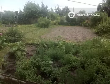 2-комнатный дом, 5 соток, 20 м²