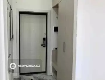 2-комнатная квартира, этаж 8 из 15, 41 м²