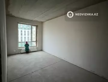 1-комнатная квартира, этаж 5 из 12, 38 м²