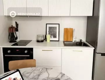 2-комнатная квартира, этаж 3 из 17, 40 м²