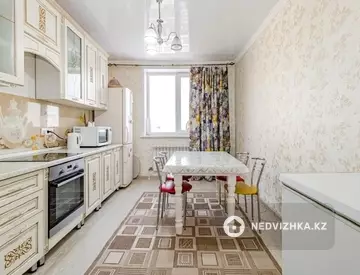 3-комнатная квартира, этаж 9 из 9, 96 м²