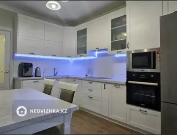 3-комнатная квартира, этаж 3 из 6, 83 м²