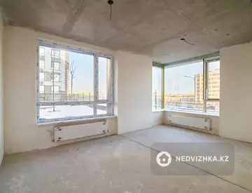 3-комнатная квартира, этаж 2 из 22, 76 м²