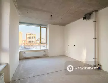 3-комнатная квартира, этаж 2 из 22, 76 м²