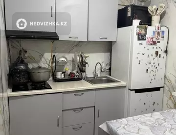 2-комнатная квартира, этаж 3 из 5, 45 м²