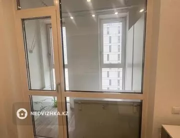 1-комнатная квартира, этаж 15 из 19, 44 м²