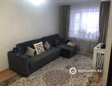 2-комнатная квартира, этаж 4 из 5, 49 м²