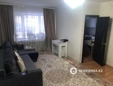 2-комнатная квартира, этаж 4 из 5, 49 м²