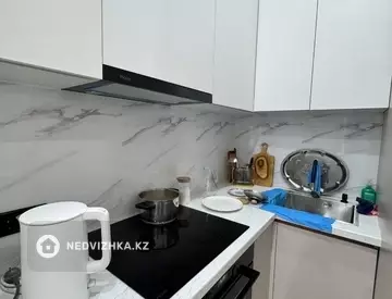 2-комнатная квартира, этаж 8 из 16, 44 м²