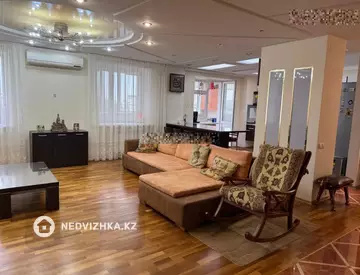 3-комнатная квартира, этаж 5 из 10, 110 м²