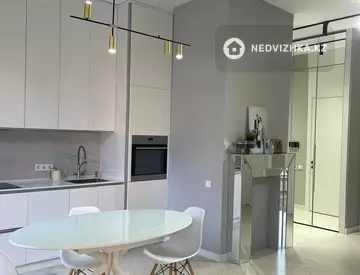 3-комнатная квартира, этаж 2 из 9, 80 м²