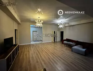 2-комнатная квартира, этаж 1 из 4, 136 м²