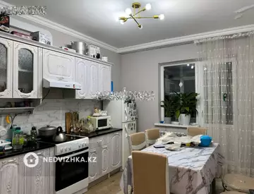 3-комнатная квартира, этаж 2 из 13, 83 м²
