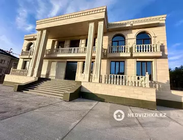 Здание, 3 этажа, 1 500 м²