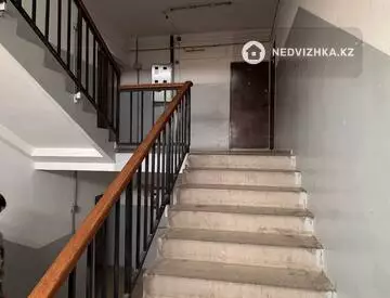 2-комнатная квартира, этаж 4 из 5, 56 м²