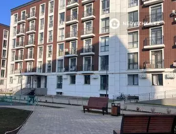 1-комнатная квартира, этаж 3 из 6, 40 м²