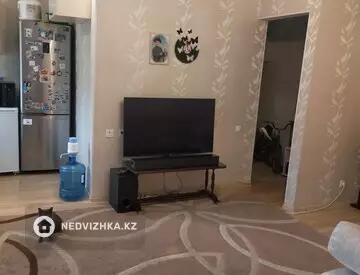 2-комнатная квартира, этаж 1 из 2, 43 м², на длительный срок