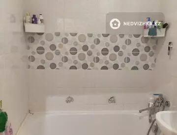 2-комнатная квартира, этаж 1 из 2, 43 м², на длительный срок