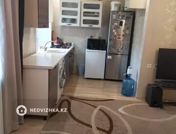 2-комнатная квартира, этаж 1 из 2, 43 м², на длительный срок