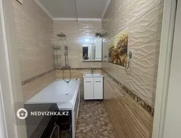 3-комнатная квартира, этаж 3 из 9, 93 м², на длительный срок