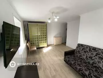 1-комнатная квартира, этаж 4 из 4, 29 м²