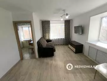 1-комнатная квартира, этаж 4 из 4, 29 м²