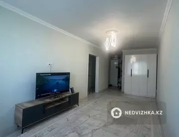 1-комнатная квартира, этаж 9 из 9, 39 м²