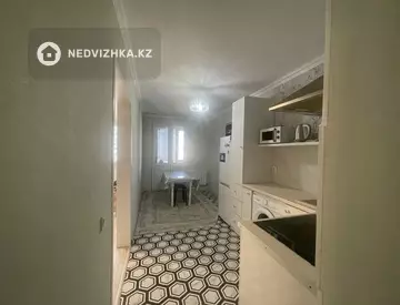 1-комнатная квартира, этаж 9 из 9, 39 м²