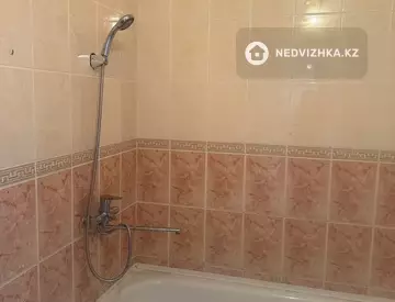 2-комнатная квартира, этаж 3 из 9, 54 м²