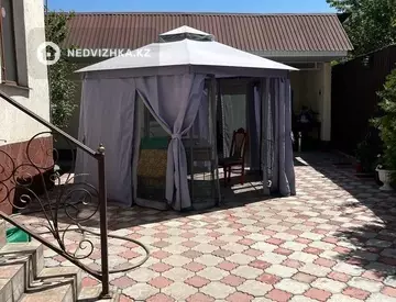 6-комнатный дом, 7 соток, 310 м²