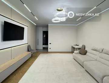 4-комнатная квартира, этаж 5 из 12, 117 м²