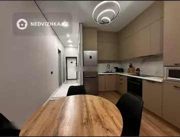 2-комнатная квартира, этаж 2 из 12, 54 м²