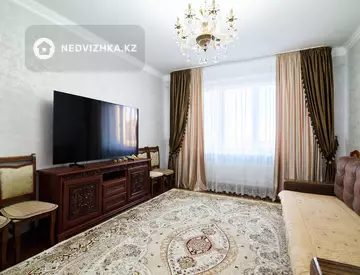 4-комнатная квартира, этаж 5 из 22, 122 м²
