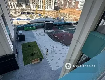 2-комнатная квартира, этаж 4 из 8, 75 м²