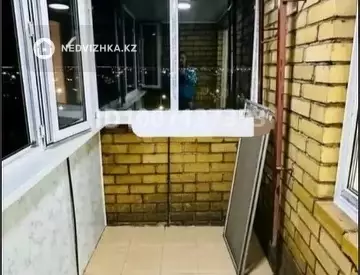 2-комнатная квартира, этаж 8 из 15, 54 м²