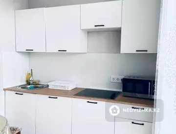 1-комнатная квартира, этаж 9 из 10, 40 м²