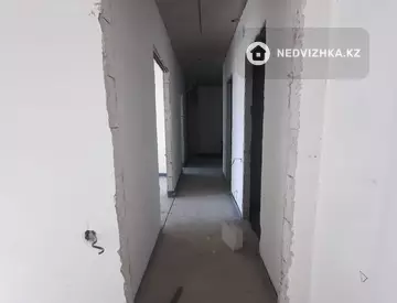 2-комнатная квартира, этаж 2 из 15, 79 м²