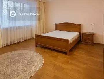 3-комнатная квартира, этаж 11 из 13, 114 м²
