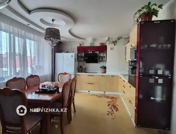 3-комнатная квартира, этаж 9 из 9, 102 м²